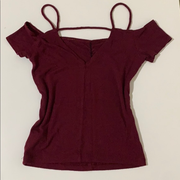 American Eagle Off the Shoulder Top - Picture 2 of 2